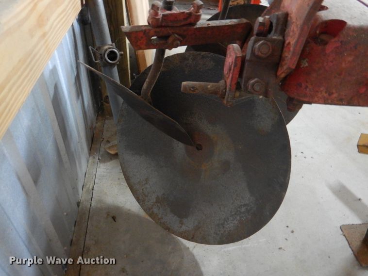 image for item HR9524 Two disk plow