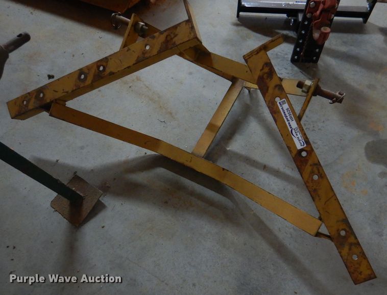 image for item HR9526 Three point hitch