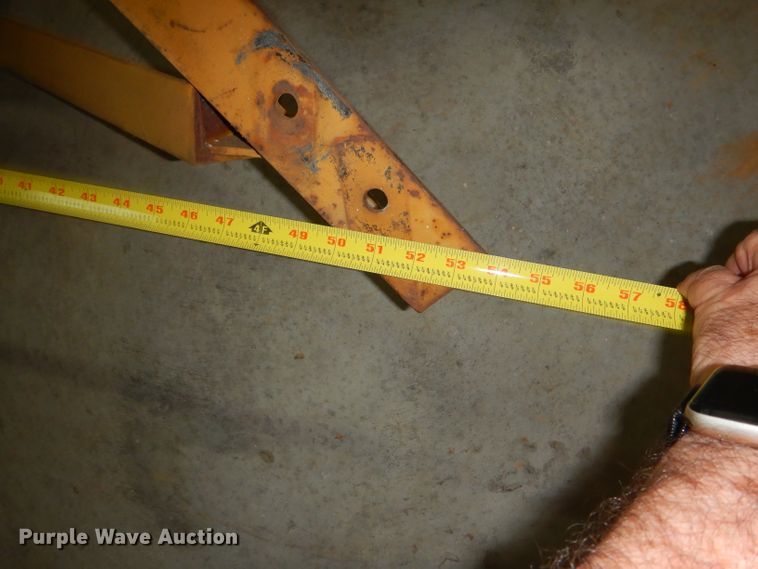 image for item HR9526 Three point hitch