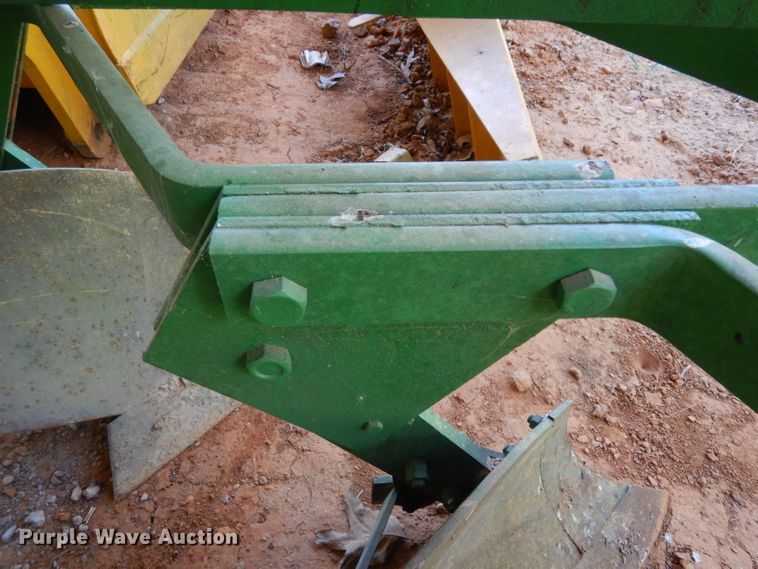 image for item HR9546 Long 8016 three bottom plow