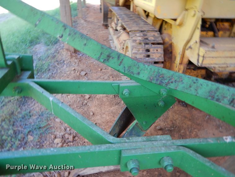 image for item HR9546 Long 8016 three bottom plow