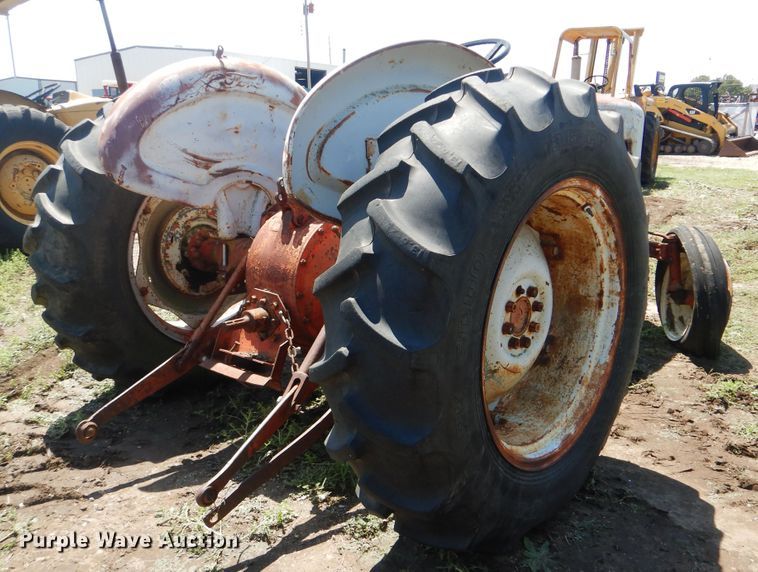 image for item HY9281 Ford 4000  tractor