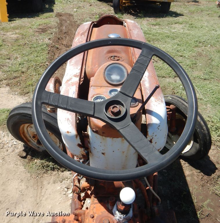 image for item HY9281 Ford 4000  tractor