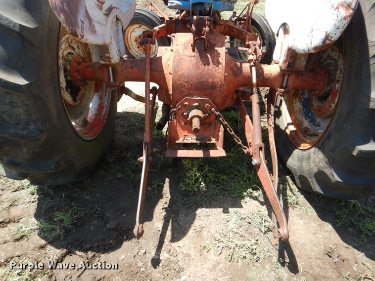 image for item HY9281 Ford 4000  tractor