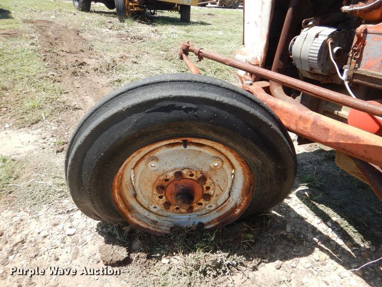 image for item HY9281 Ford 4000  tractor