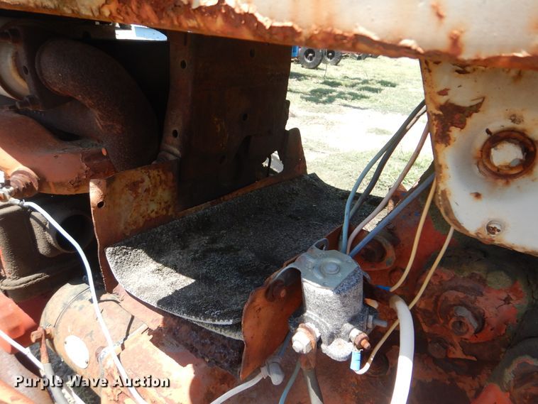 image for item HY9281 Ford 4000  tractor