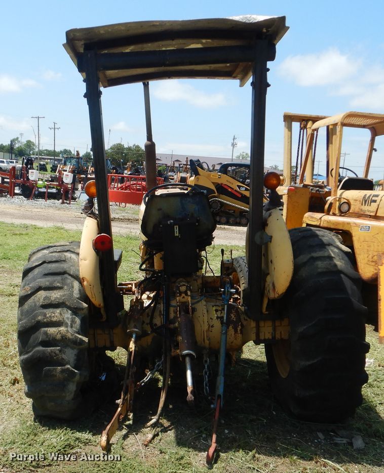 image for item HY9282 Ford 445  tractor