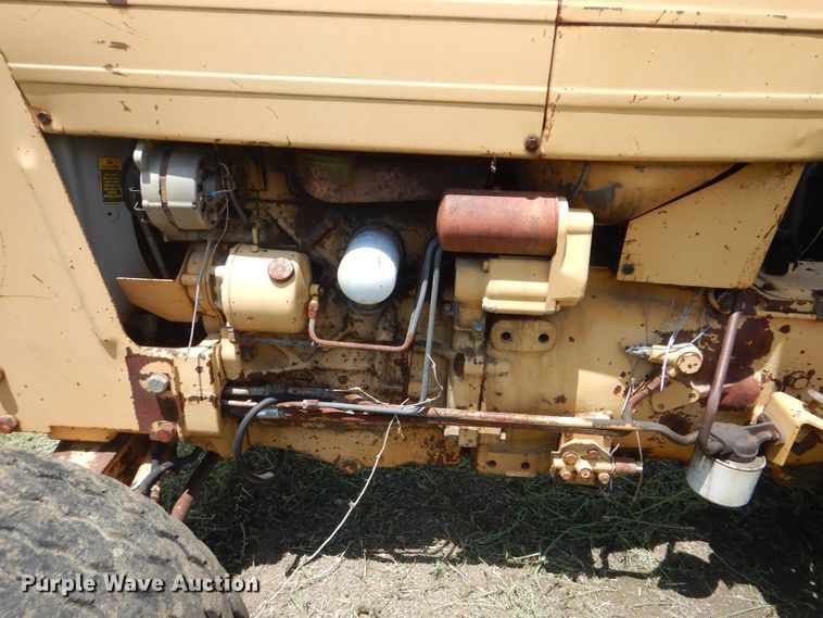 image for item HY9282 Ford 445  tractor