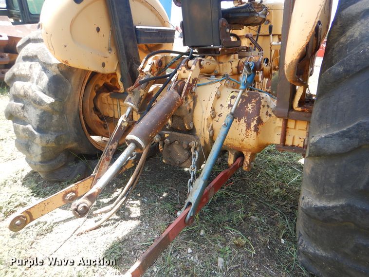 image for item HY9282 Ford 445  tractor