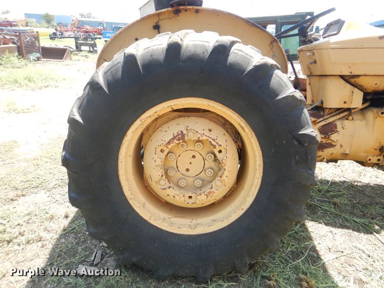 image for item HY9282 Ford 445  tractor