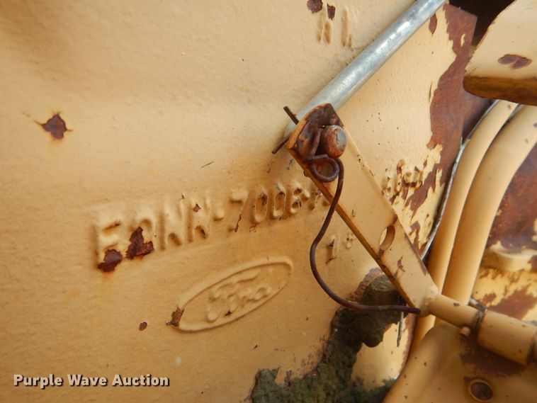 image for item HY9282 Ford 445  tractor