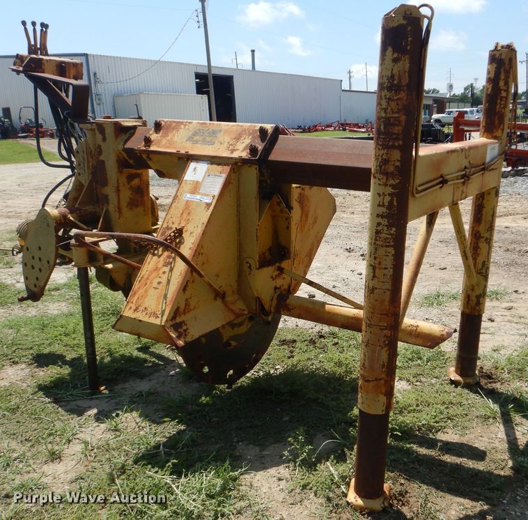 image for item HY9294 Ashland SC25A stump grinder