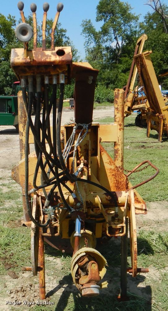 image for item HY9294 Ashland SC25A stump grinder