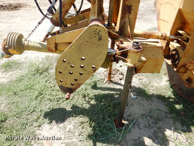 image for item HY9294 Ashland SC25A stump grinder