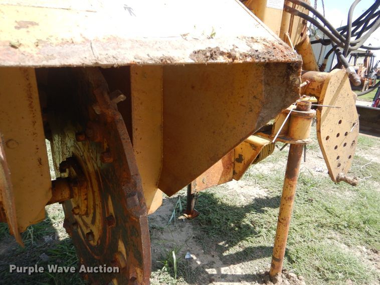 image for item HY9294 Ashland SC25A stump grinder