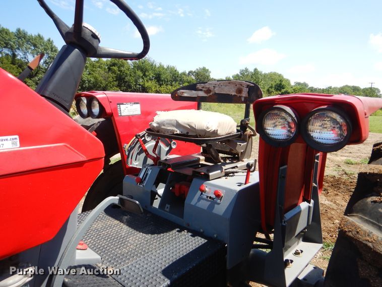 image for item HY9297 Massey Ferguson 180  tractor
