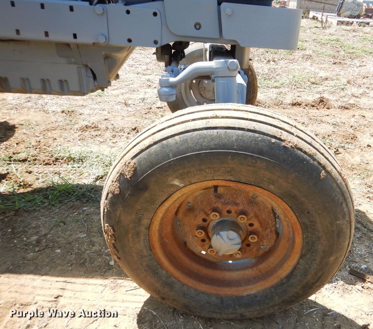 image for item HY9297 Massey Ferguson 180  tractor