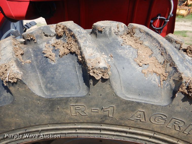 image for item HY9297 Massey Ferguson 180  tractor