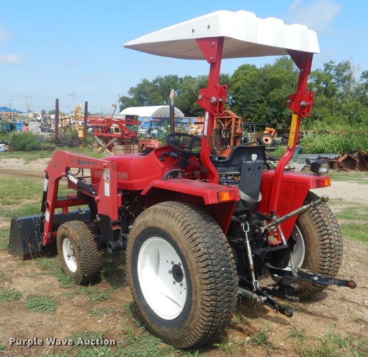 image for item HY9301 2004 Ag King AK-2840  MFWD tractor