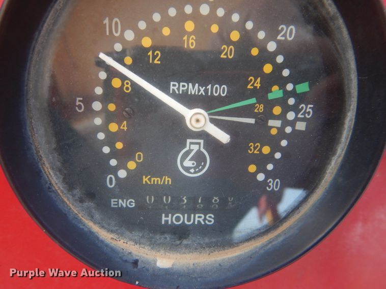 image for item HY9301 2004 Ag King AK-2840  MFWD tractor