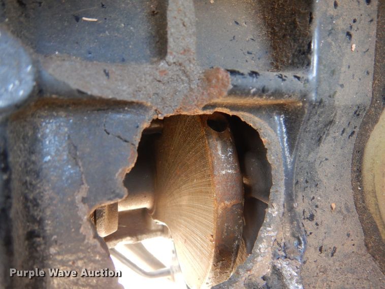 image for item HY9303 Mahindra 2538  MFWD tractor