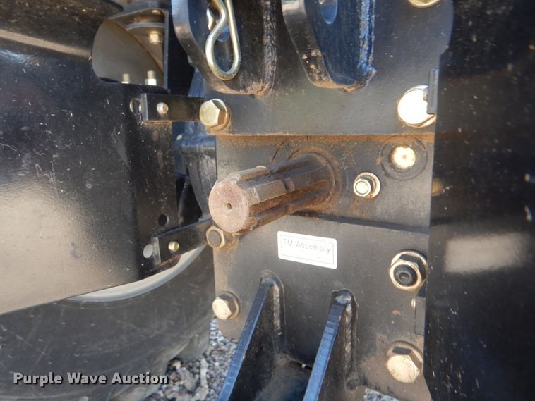 image for item HY9303 Mahindra 2538  MFWD tractor