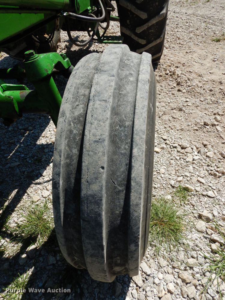 image for item HY9598 1967 John Deere 4020  tractor