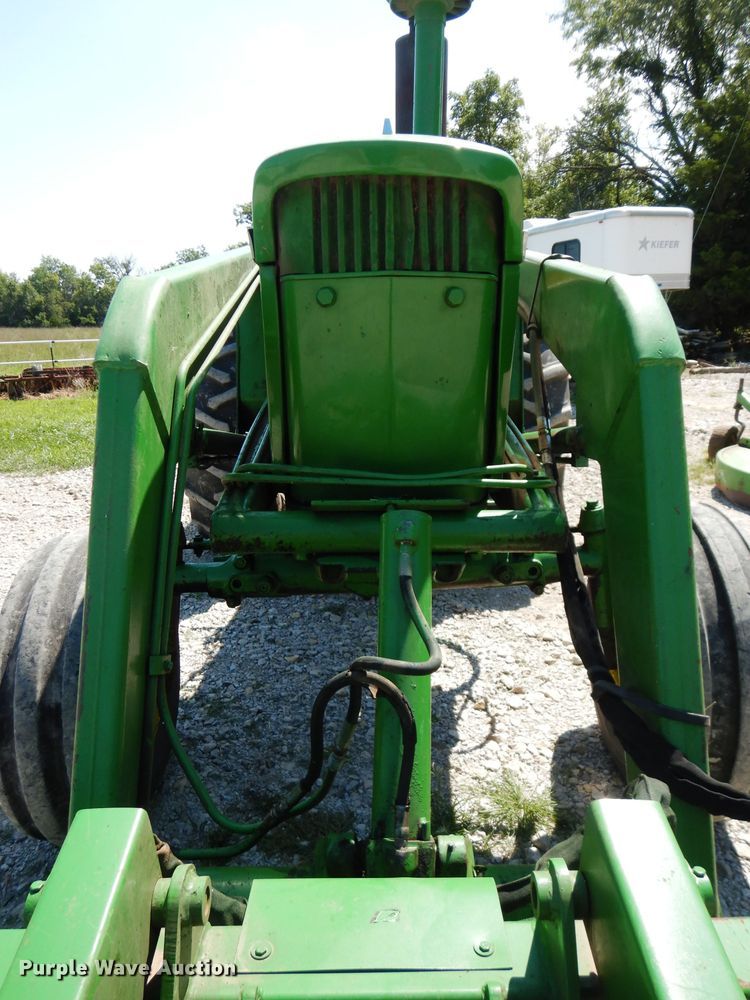 image for item HY9598 1967 John Deere 4020  tractor