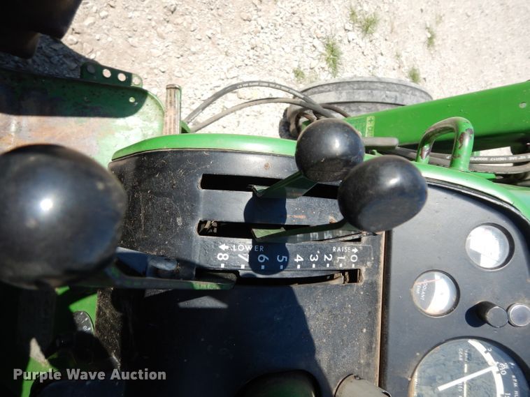 image for item HY9598 1967 John Deere 4020  tractor