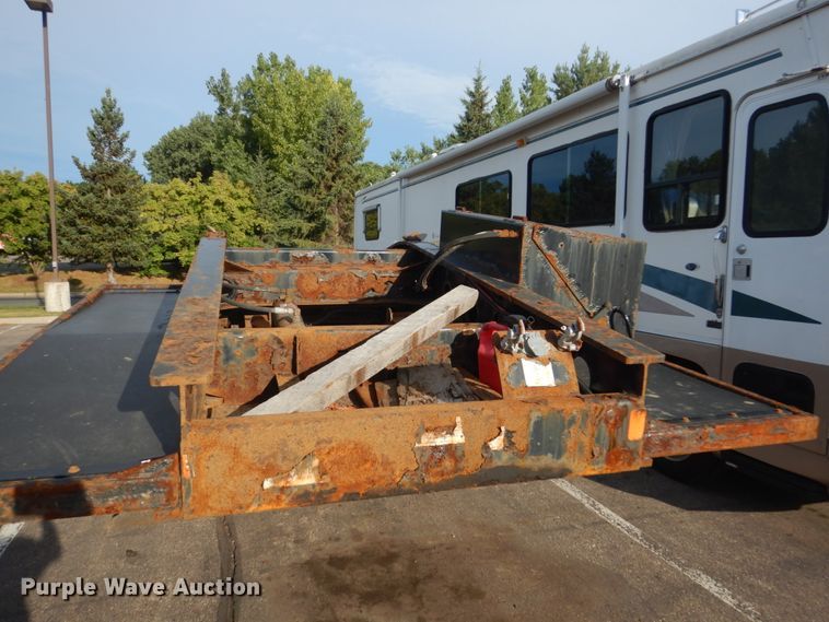 image for item DA8406 2014 Fontaine LXL low boy equipment trailer