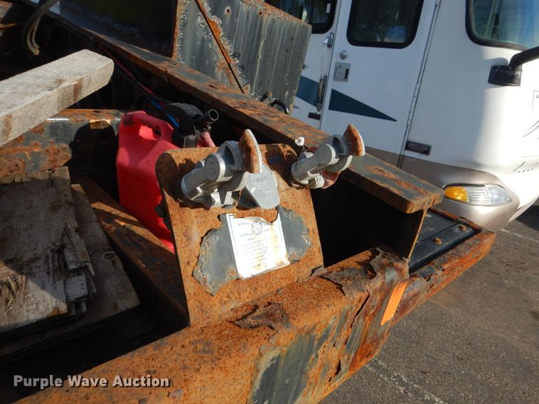 image for item DA8406 2014 Fontaine LXL low boy equipment trailer