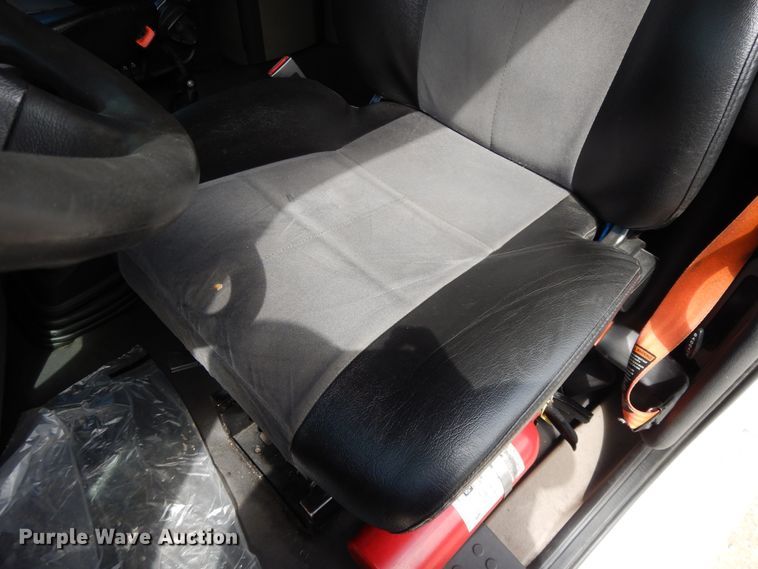 image for item DF5296 2016 Freightliner Cascadia  semi truck