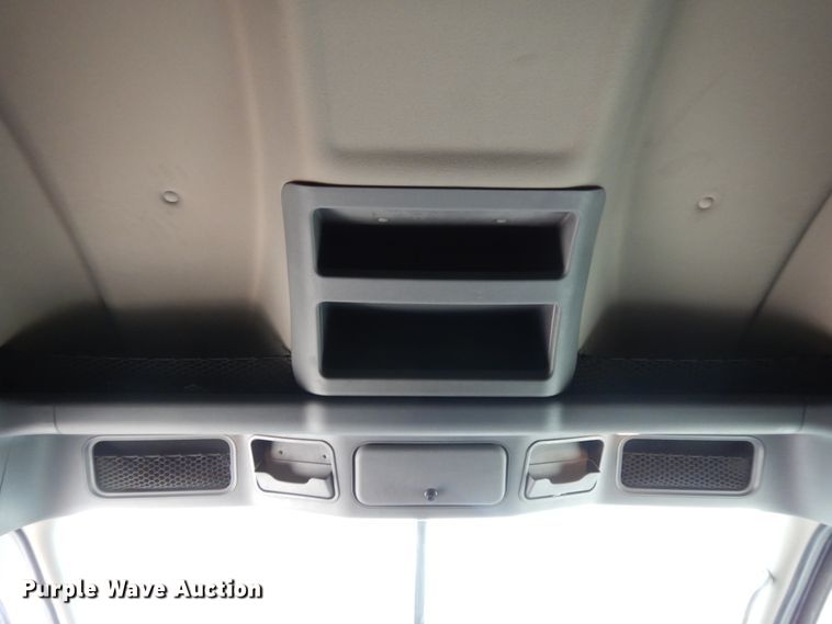 image for item DF5297 2014 Freightliner Cascadia  semi truck