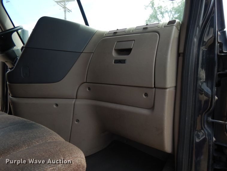 image for item DF5297 2014 Freightliner Cascadia  semi truck