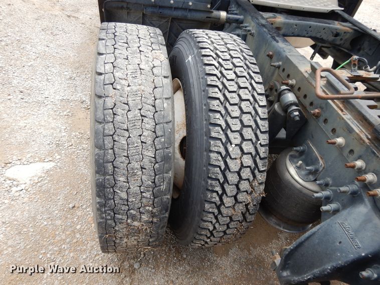 image for item DF5297 2014 Freightliner Cascadia  semi truck