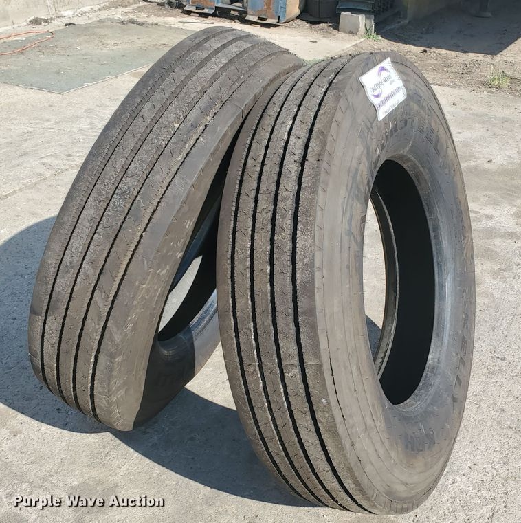 image for item DF5638 (2) Kelly KRH Armorsteel 11R24.5 tires