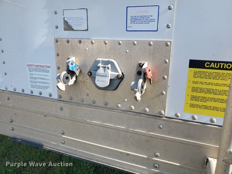 image for item DF5639 2015 Stoughton Platinum Series AHV-421T-AR-S double hopper bottom grain trailer