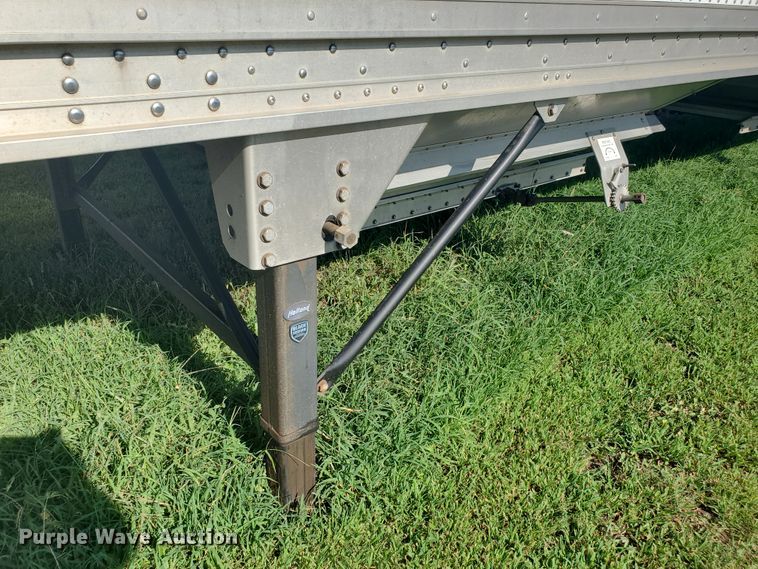 image for item DF5639 2015 Stoughton Platinum Series AHV-421T-AR-S double hopper bottom grain trailer