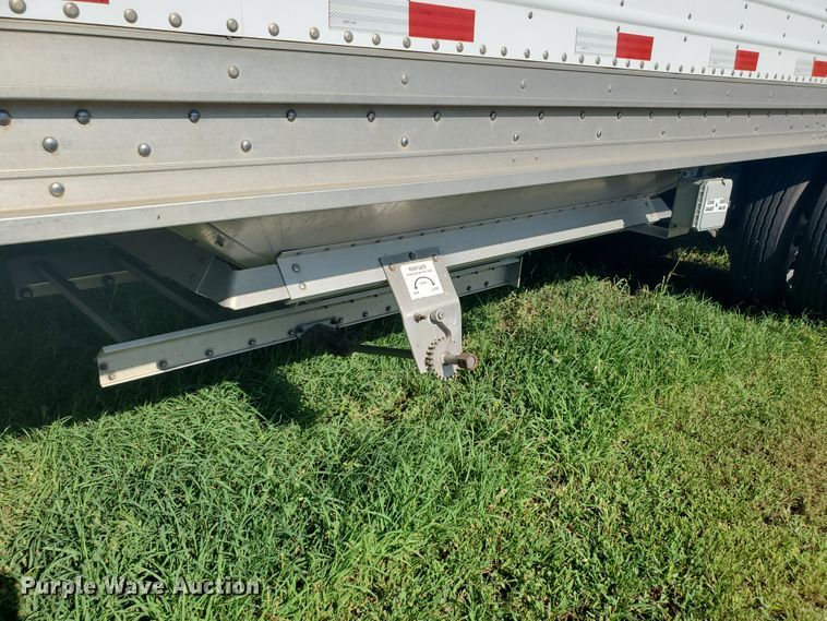 image for item DF5639 2015 Stoughton Platinum Series AHV-421T-AR-S double hopper bottom grain trailer