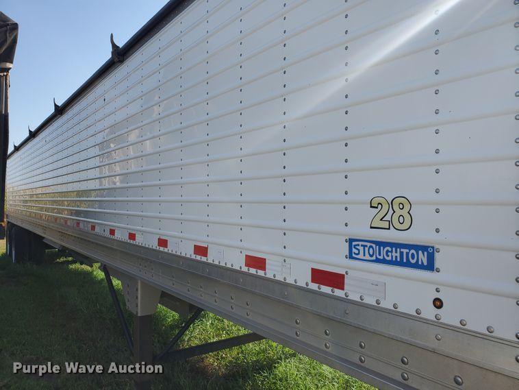 image for item DF5639 2015 Stoughton Platinum Series AHV-421T-AR-S double hopper bottom grain trailer