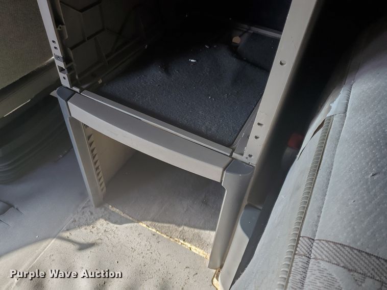 image for item DF5640 2013 Freightliner Cascadia 125  semi truck