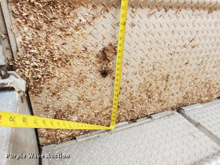 image for item DF5675 2002 Wilson PSDCL-302 livestock trailer