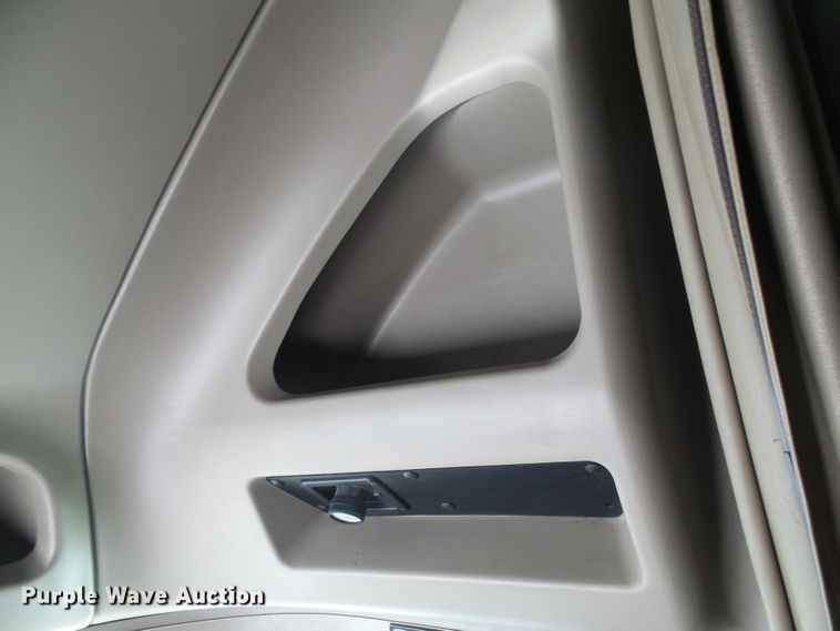 image for item DG2067 2007 International 9900i  semi truck