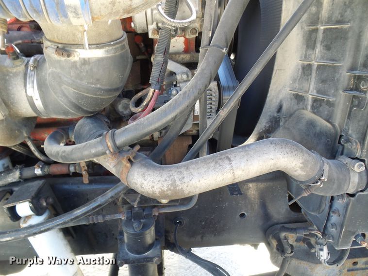 image for item DG2067 2007 International 9900i  semi truck