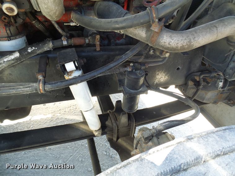 image for item DG2067 2007 International 9900i  semi truck