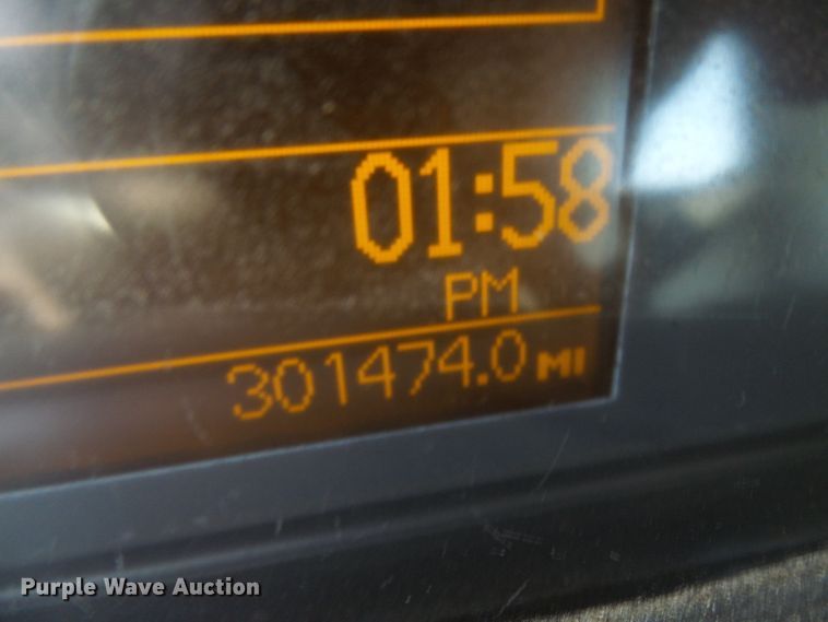 image for item DG2079 2005 Volvo VN  semi truck