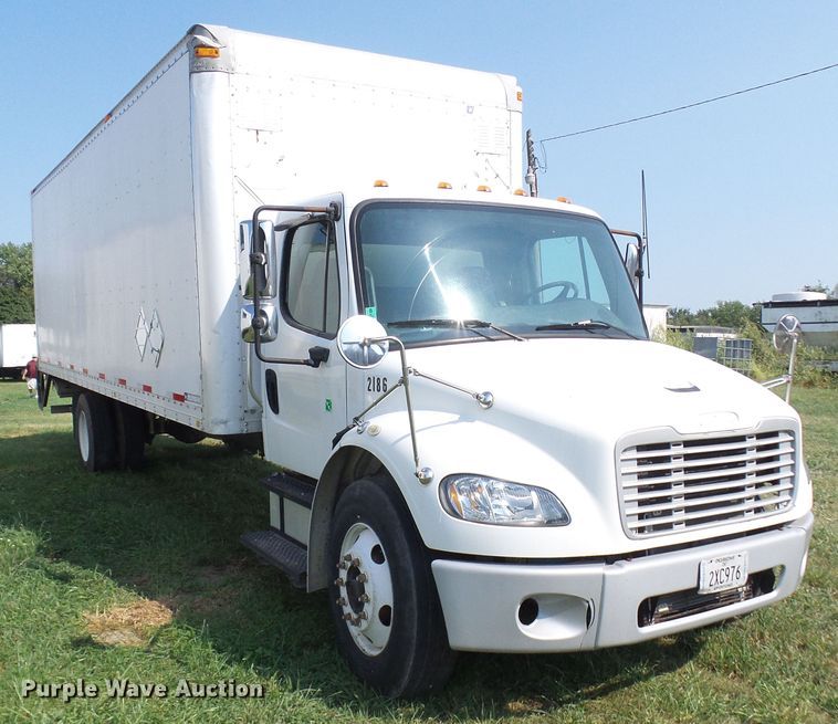 image for item DG2085 2007 Freightliner Business Class M2  box truck