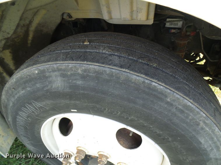 image for item DG2085 2007 Freightliner Business Class M2  box truck