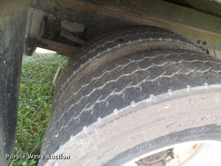 image for item DG2085 2007 Freightliner Business Class M2  box truck