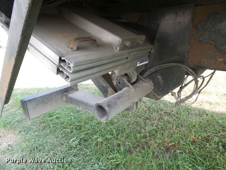 image for item DG2085 2007 Freightliner Business Class M2  box truck